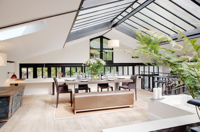 Snapshot of Luxury Vintage Apartments With Veranda
