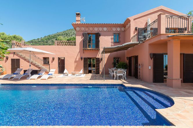 luxury-villas-costa-del-sol-holiday-villas-amarante-lva