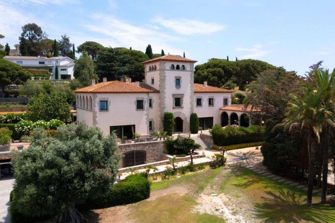 Search Results - Llavaneres Luxury Villa