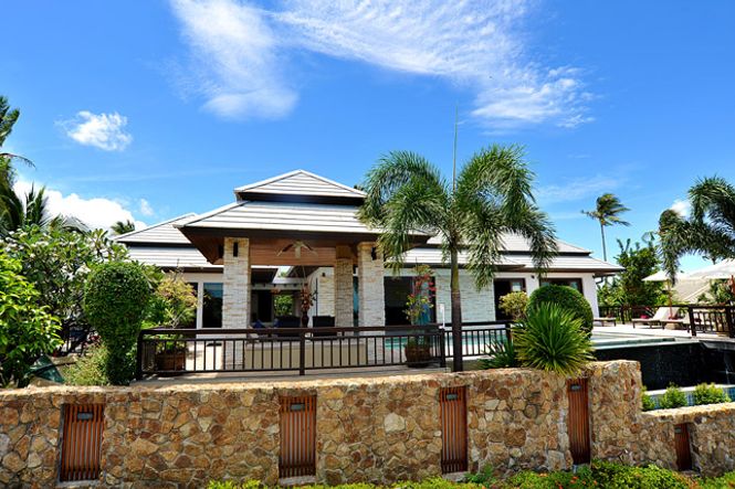 Luxury Stylish Villa