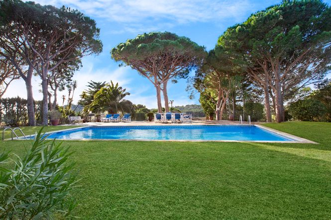 Search Results - Calella Pool Villa Search Results - Calella Pool Villa