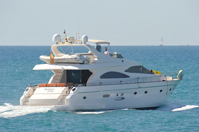 Yachts Luxe Espagne - Astondoa 72 Ibiza Charter