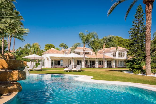 Luxury Villas Marbella - Villa Rentals - Amarante LVA