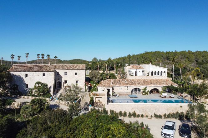 Luxury Villas Sitges - Villa Rentals in Sitges