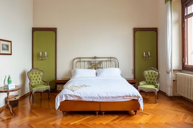 Brunate Luxury Villa