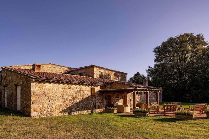 Siena Retreat Luxe House