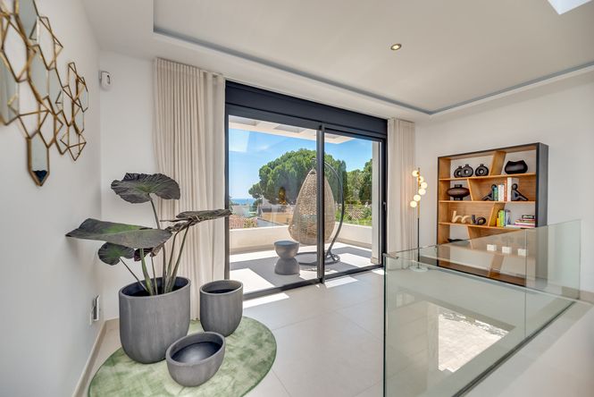 Costabella Beach Villa