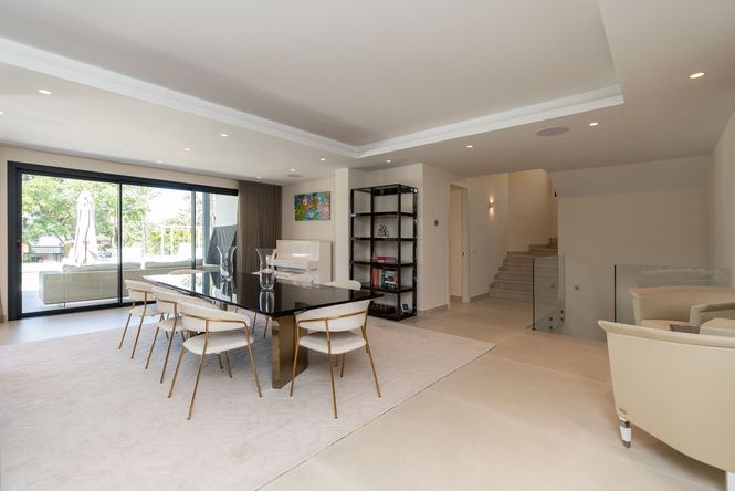 Guadalmina Beach Villa