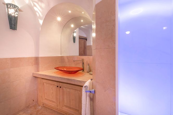 Piccolo Pevero Seafront Villa