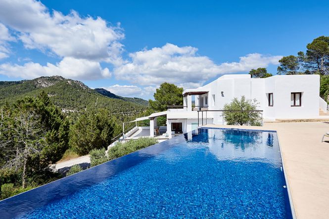 Es Cubells Luxury Villa