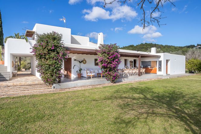 Sant Carles Luxe Villa