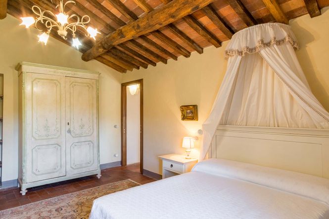 Lucca Luxury Manor