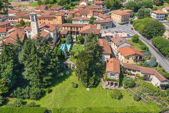 Garlate Luxury Manor