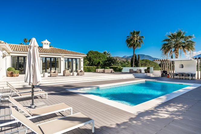 Nueva Andalucia Exclusive Villa