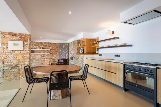 Sa Riera Beach Villa