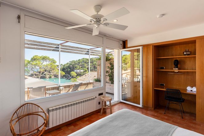 Sa Riera Beach Villa