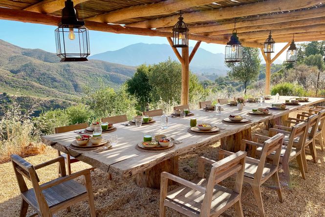 Mairena Luxury Retreat