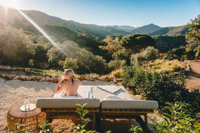 Mairena Luxury Retreat