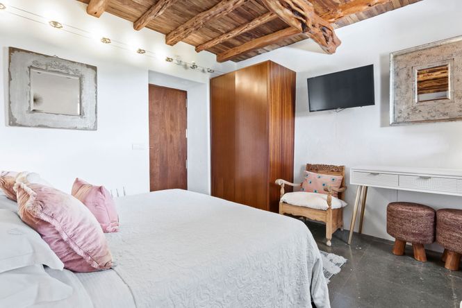 Sant Carles Luxe Villa