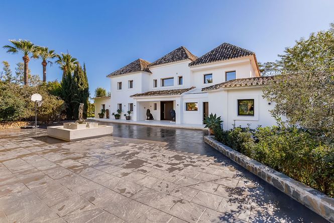 Marbella Exclusive Mansion
