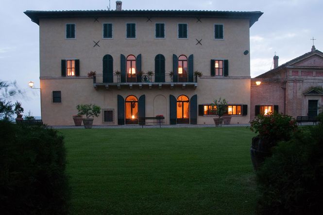 Luxury Mansion Siena
