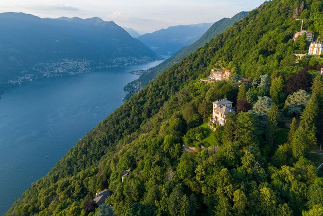 Brunate Luxury Villa