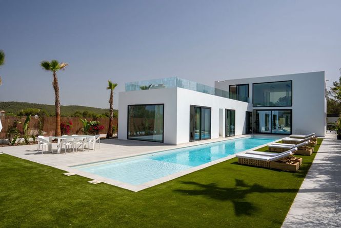 Olivella Modern Home