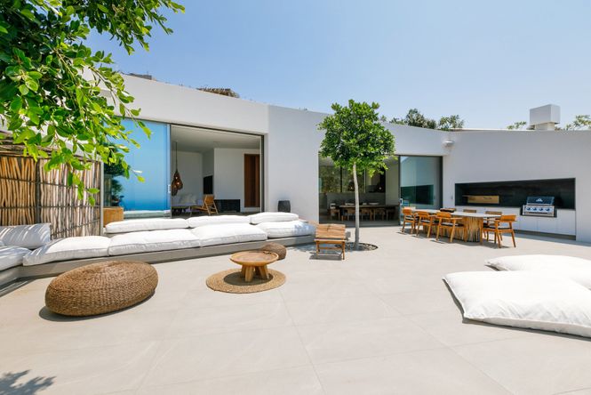 Tourlos Design Villa