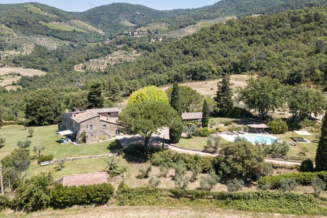Chianti Tenuta Deluxe