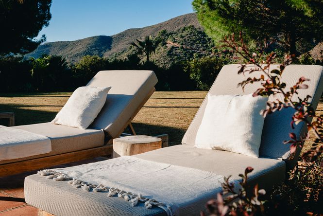 Mairena Luxury Retreat