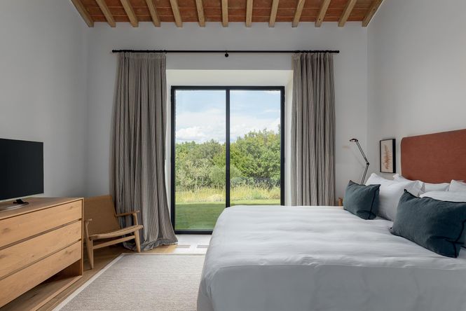 Valdelsa Chic Retreat