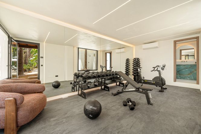 Puerto Banus Sea Villa