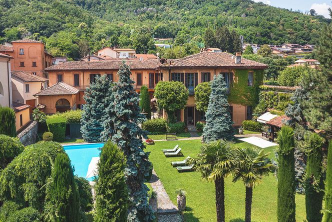 Garlate Luxury Manor