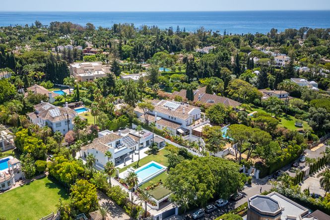 Guadalmina Beach Villa