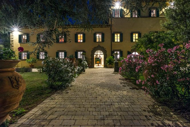 Cortona Luxury Villa