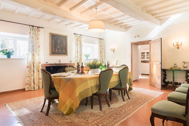 Luxury Mansion Siena