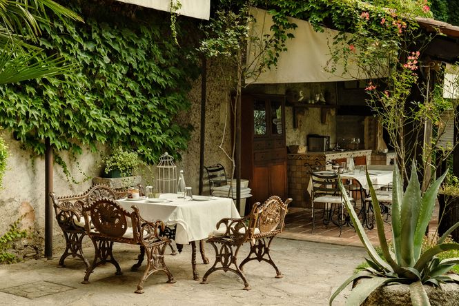 Garlate Luxury Manor