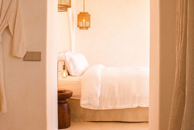 Mairena Luxury Retreat