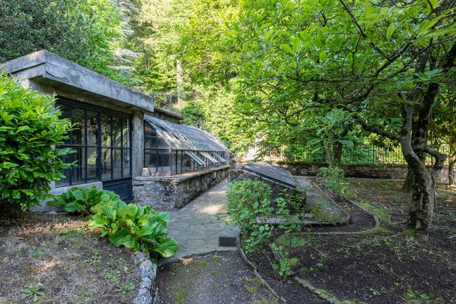 Brunate Luxury Villa