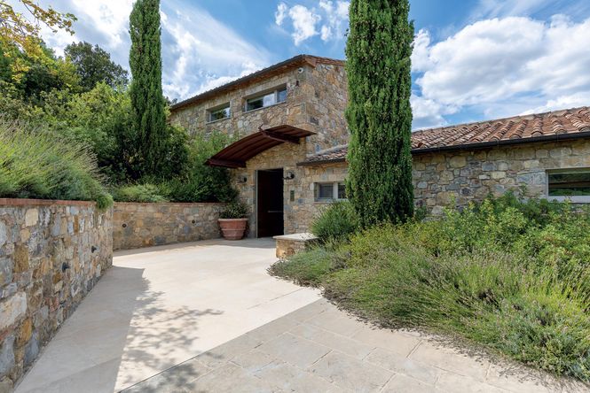 Valdelsa Chic Retreat