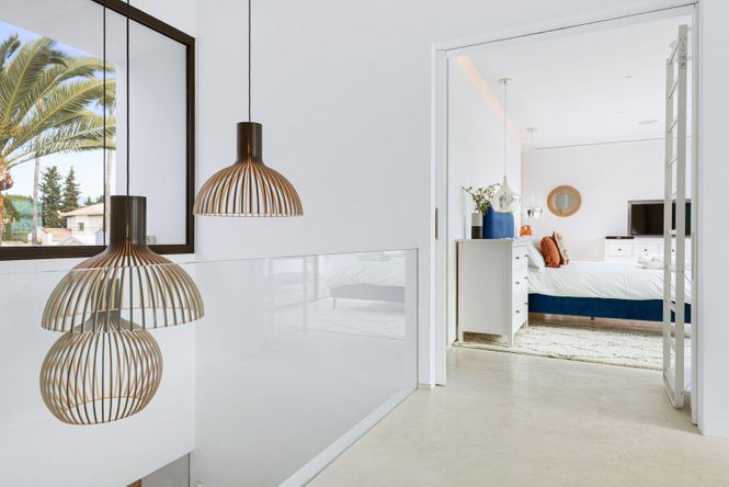 Paraiso White Villa