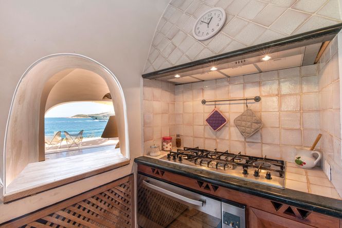 Piccolo Pevero Seafront Villa