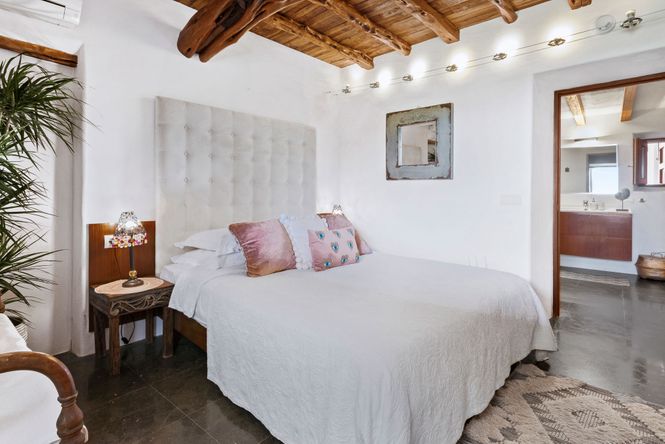 Sant Carles Luxe Villa