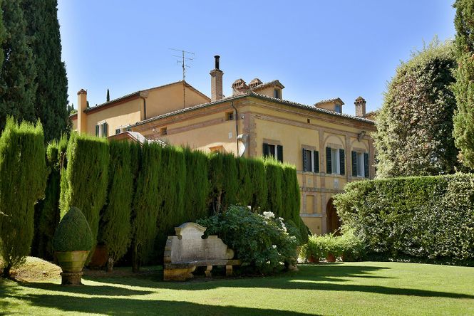 Exclusive Palace Siena