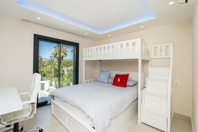 Guadalmina Beach Villa