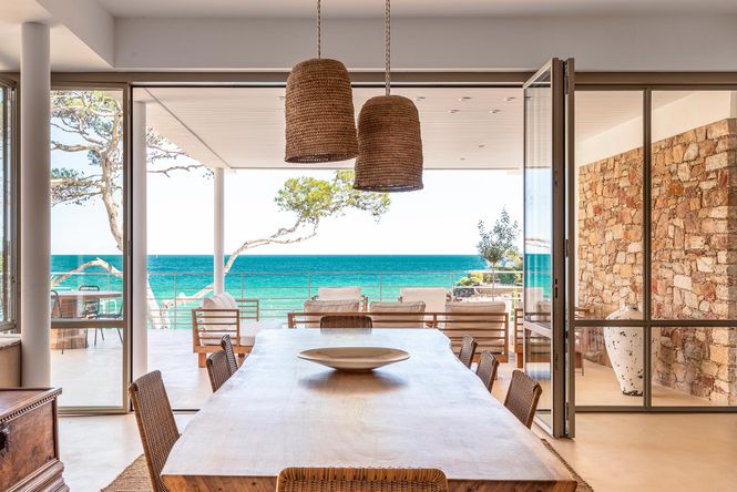 Sa Riera Beach Villa