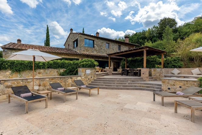 Valdelsa Chic Retreat
