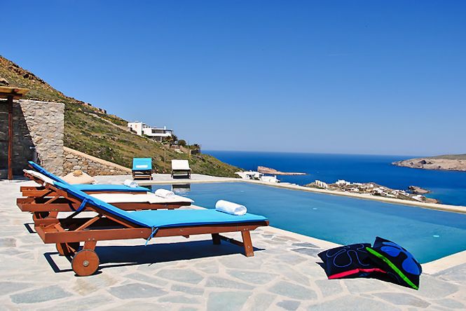 Agios Beach House