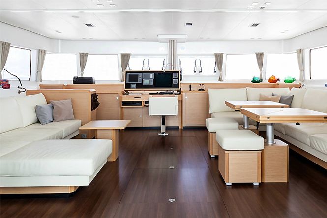 Luxury Catamaran Greece