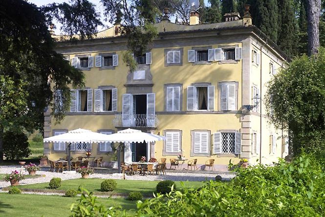 Luxury Palace Lucca